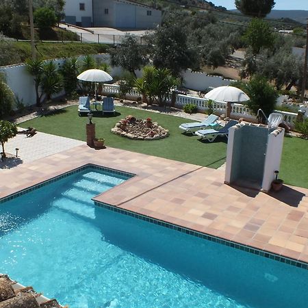 Iznájar Kayenne Holiday Rentals מראה חיצוני תמונה