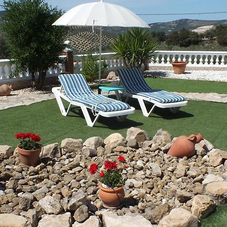 Iznájar Kayenne Holiday Rentals מראה חיצוני תמונה