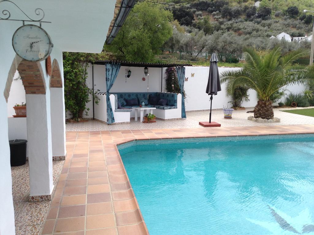 Iznájar Kayenne Holiday Rentals חדר תמונה
