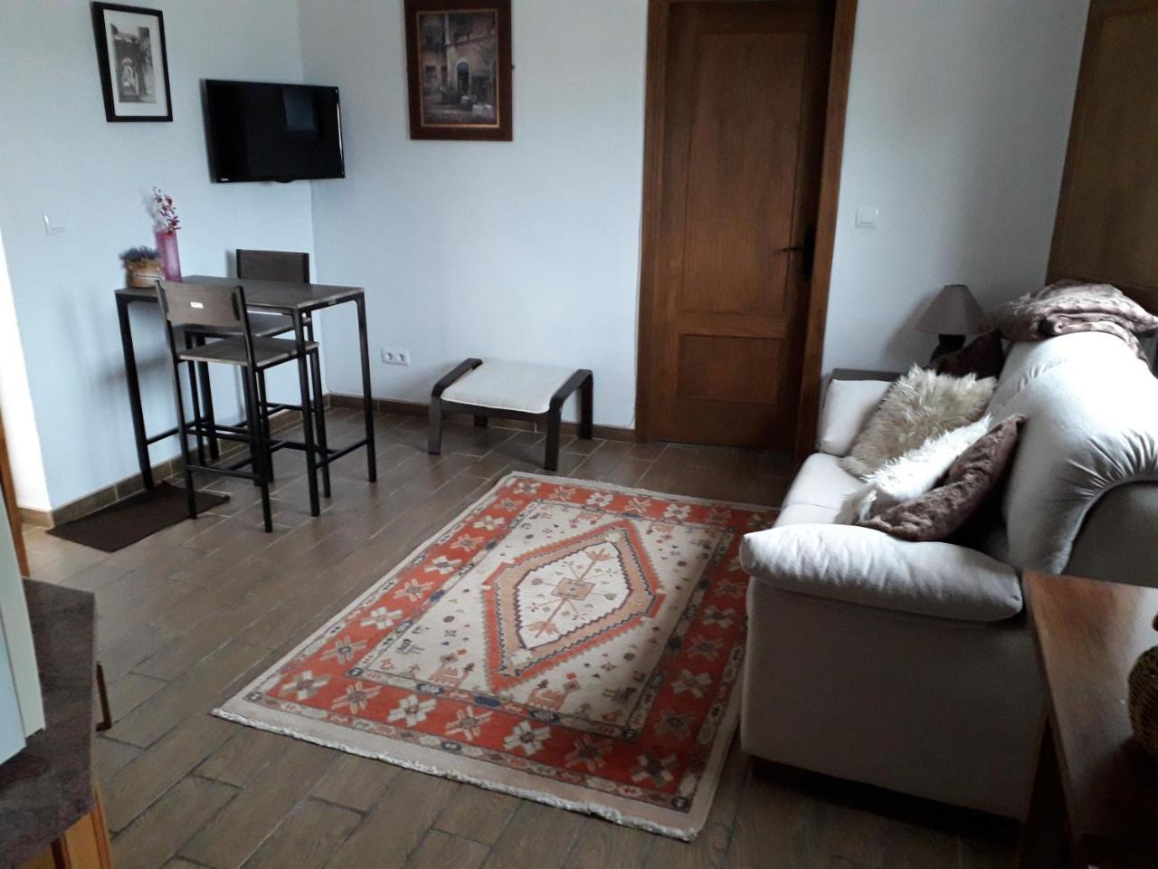 Iznájar Kayenne Holiday Rentals מראה חיצוני תמונה