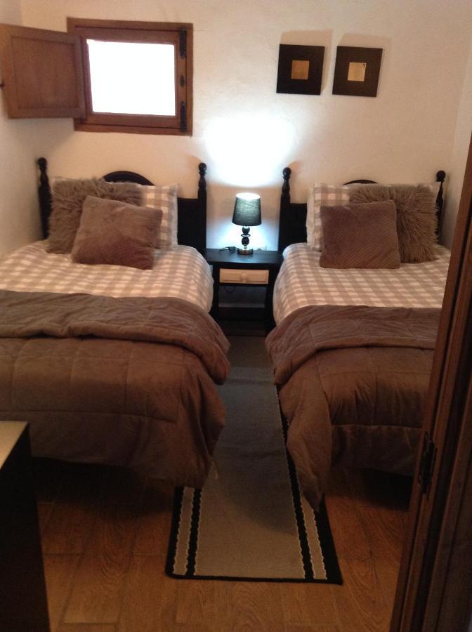Iznájar Kayenne Holiday Rentals מראה חיצוני תמונה